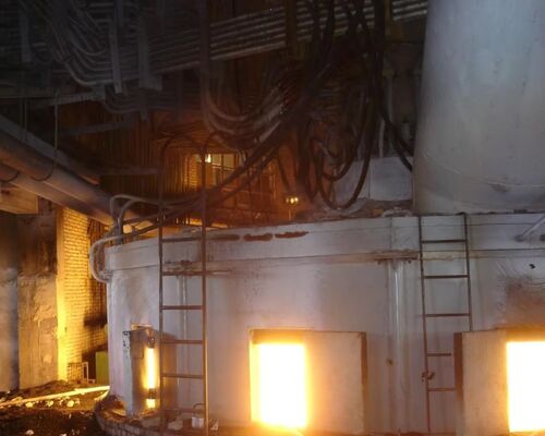 Horno industrial para producción de ferrosilicio Horno de arco sumergido para fusión de metales Horno de inducción para fundición