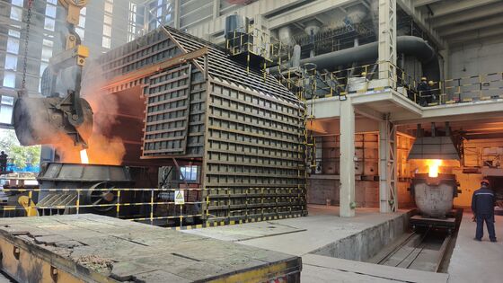 Transformador para Horno Refinador de Ferromanganeso de Carbono Medio-Bajo Grande 35kV a 380V 12.5MVA 50Hz Trifásico Sumergido en Aceite